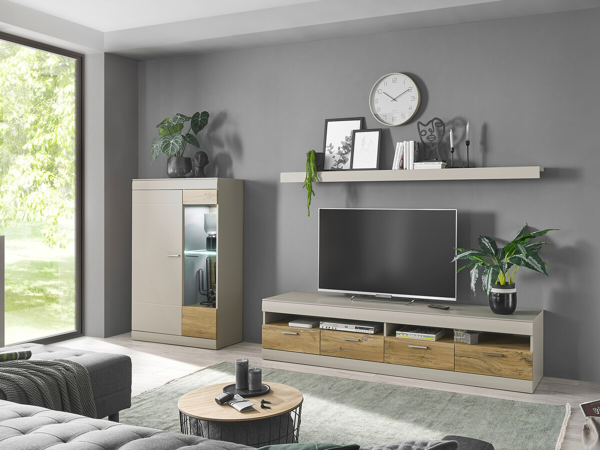 Coleção de mobiliário Romlevu