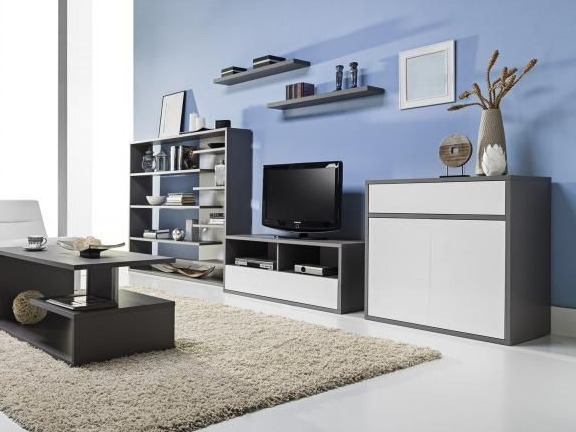 Coleção de mobiliário Avitori