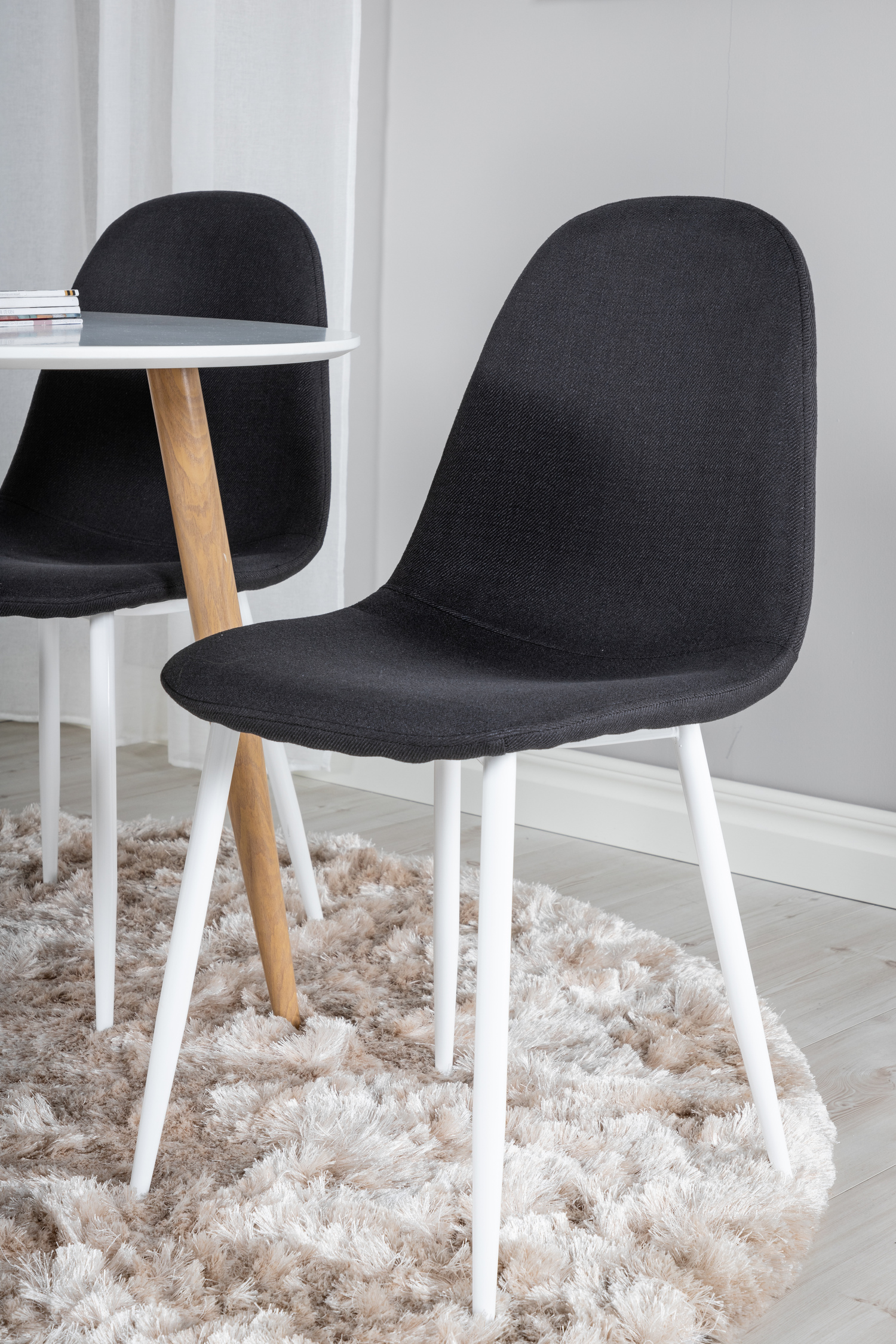 Conjunto para refeições Dallas 291 (Preto + Branco)