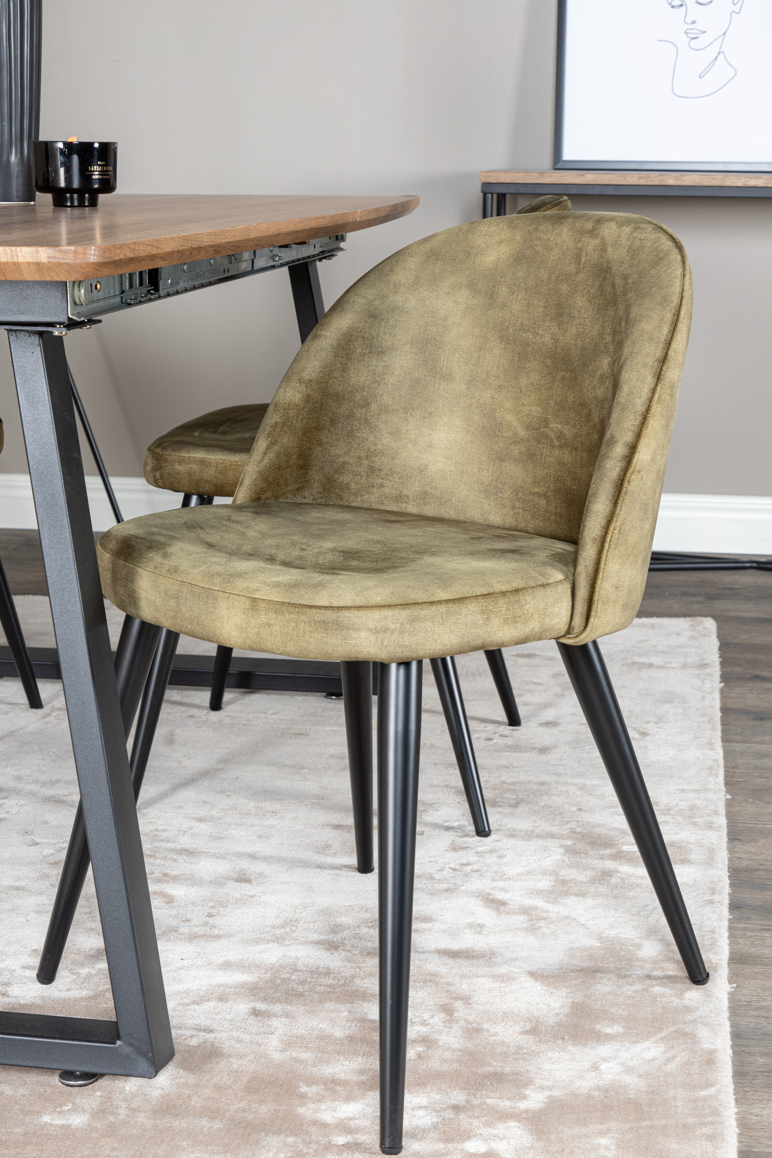 Conjunto para refeições Dallas 335 (Verde empoeirado + Preto)