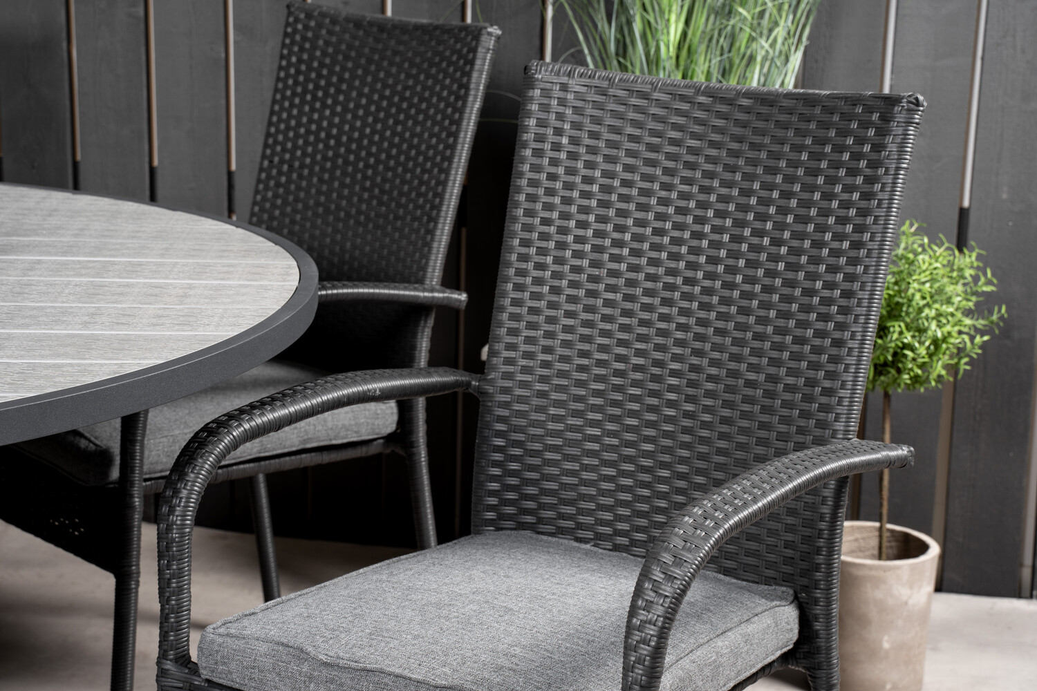 Conjunto de mesa e cadeiras Dallas 2425