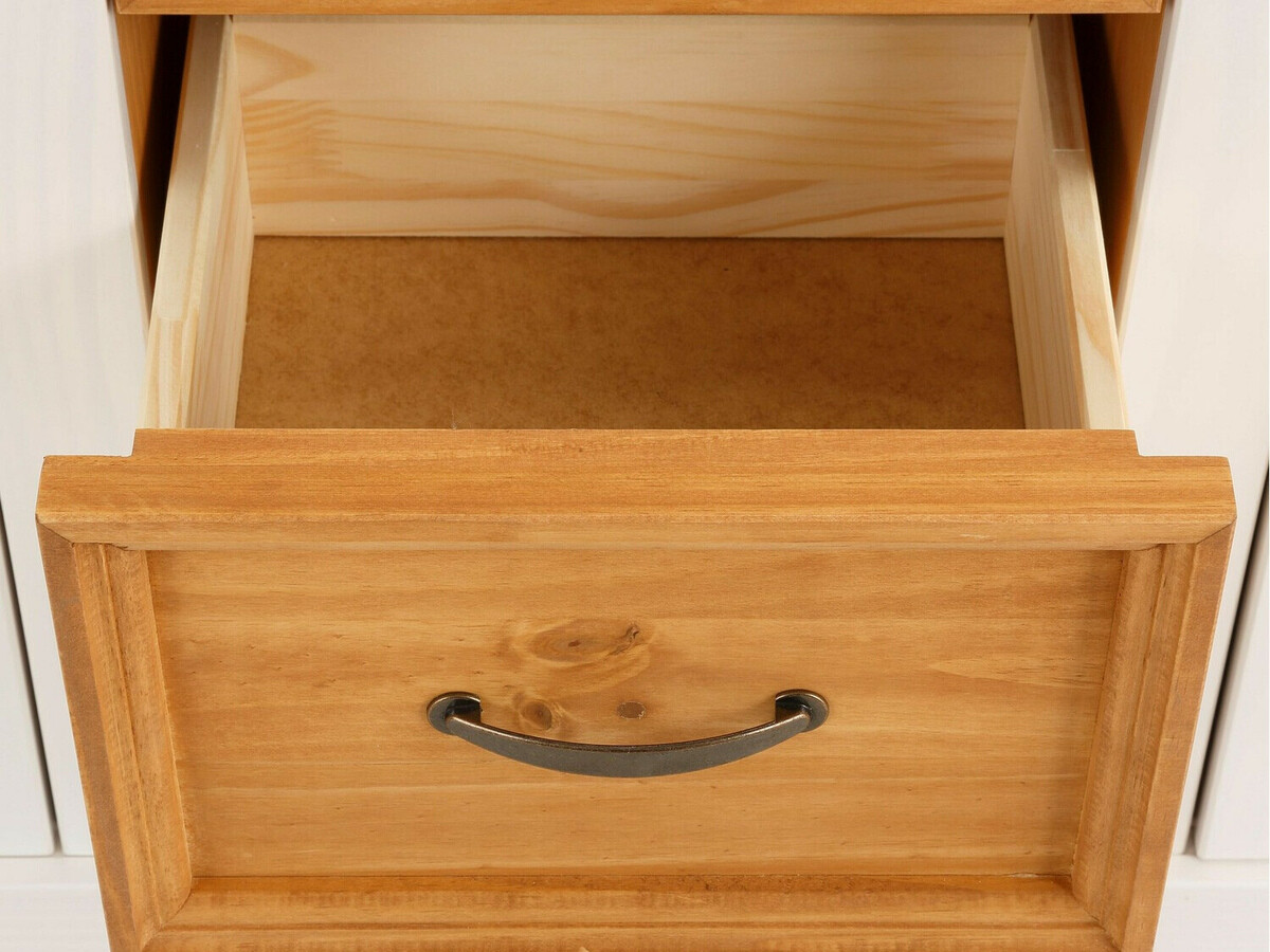 Cómoda Tolelio 108 (Pinheiro)