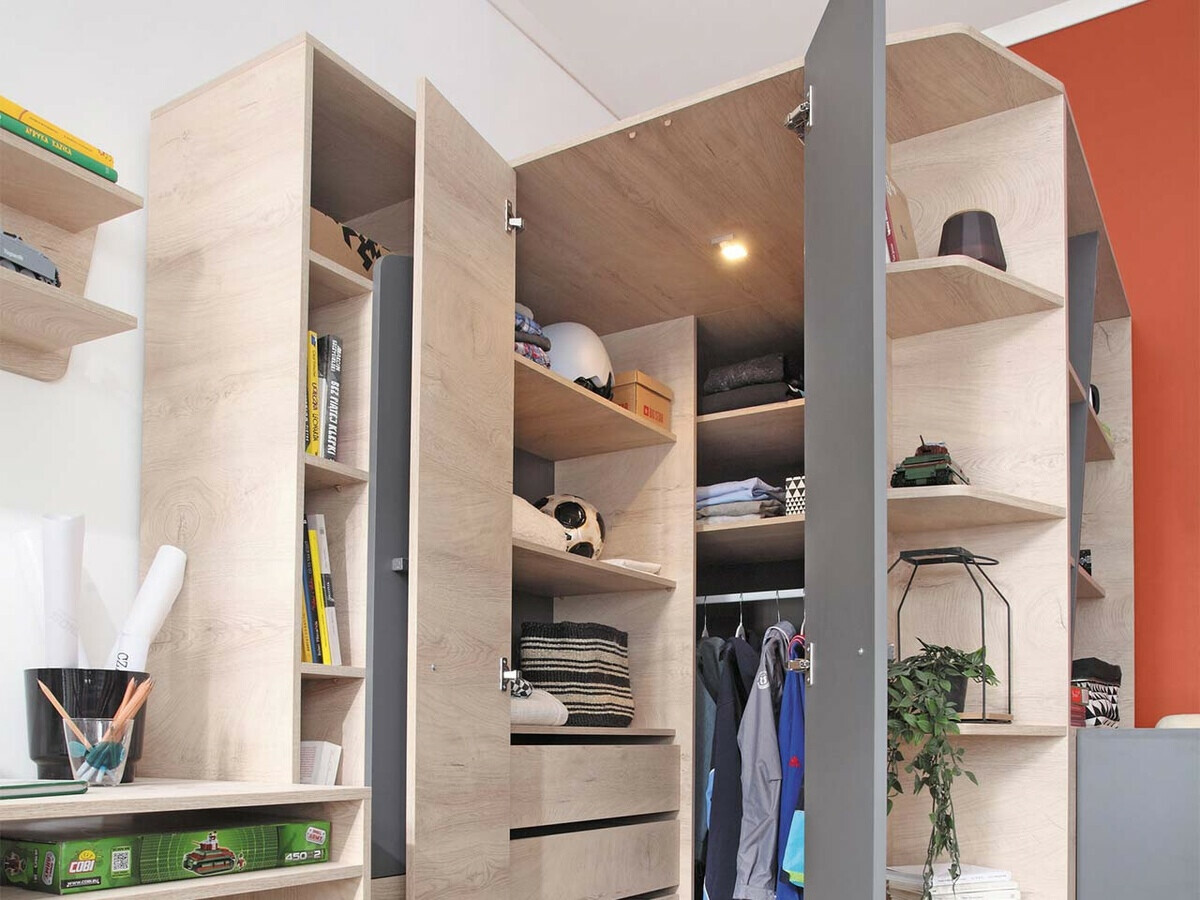 Roupeiro de canto Omaha M101