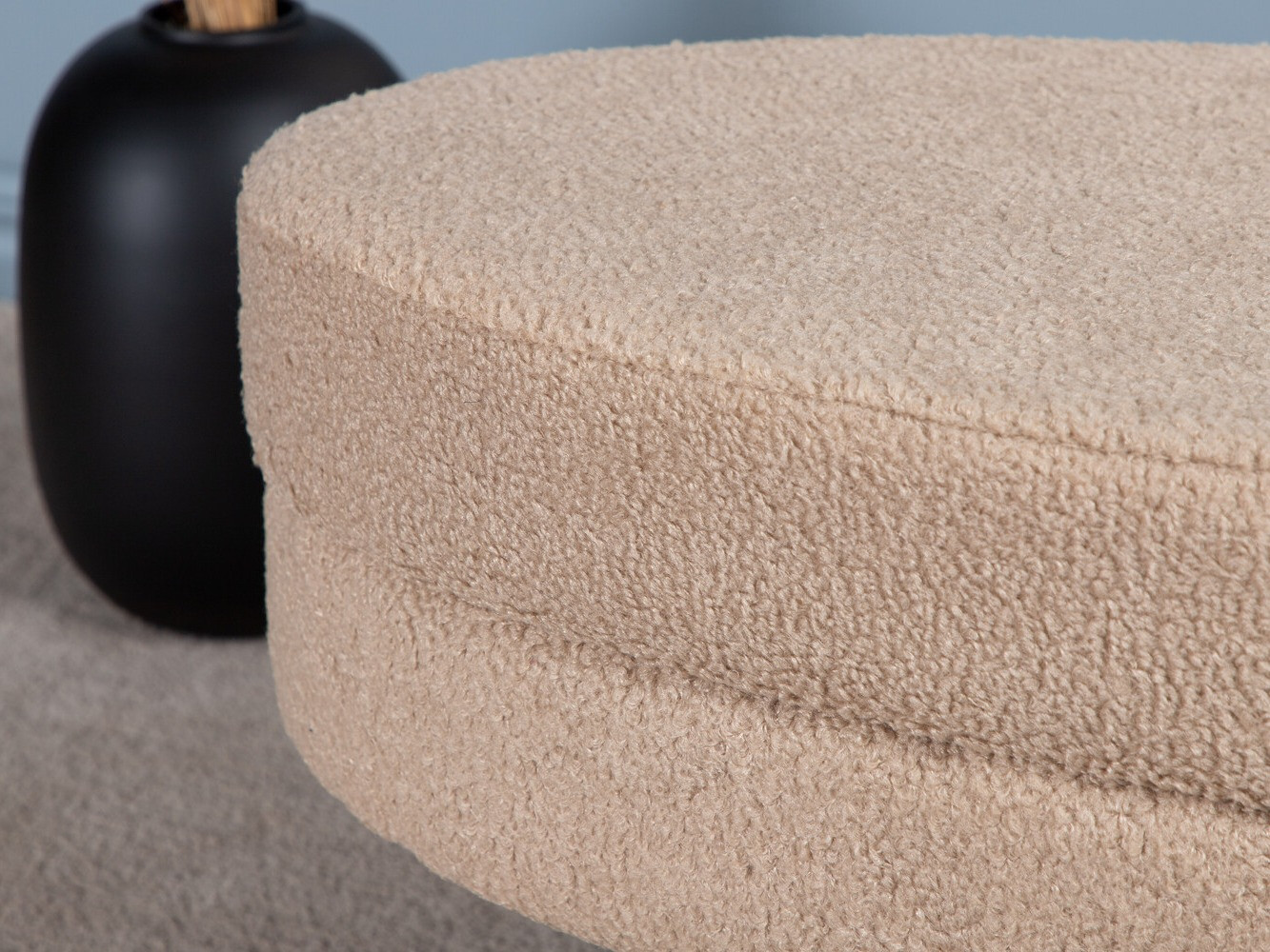 Banco estofado Dallas 2920 (Bege + Preto)