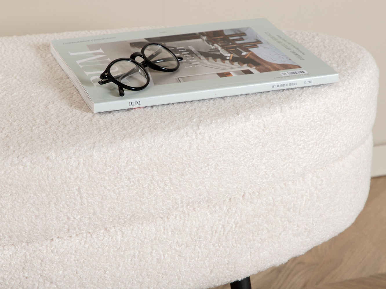 Banco estofado Dallas 2920 (Branco + Preto)