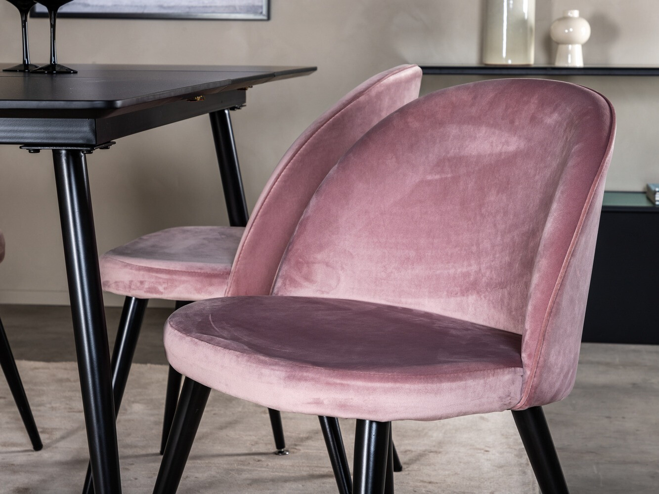 Conjunto para refeições Dallas 1521 (Rosé + Preto)