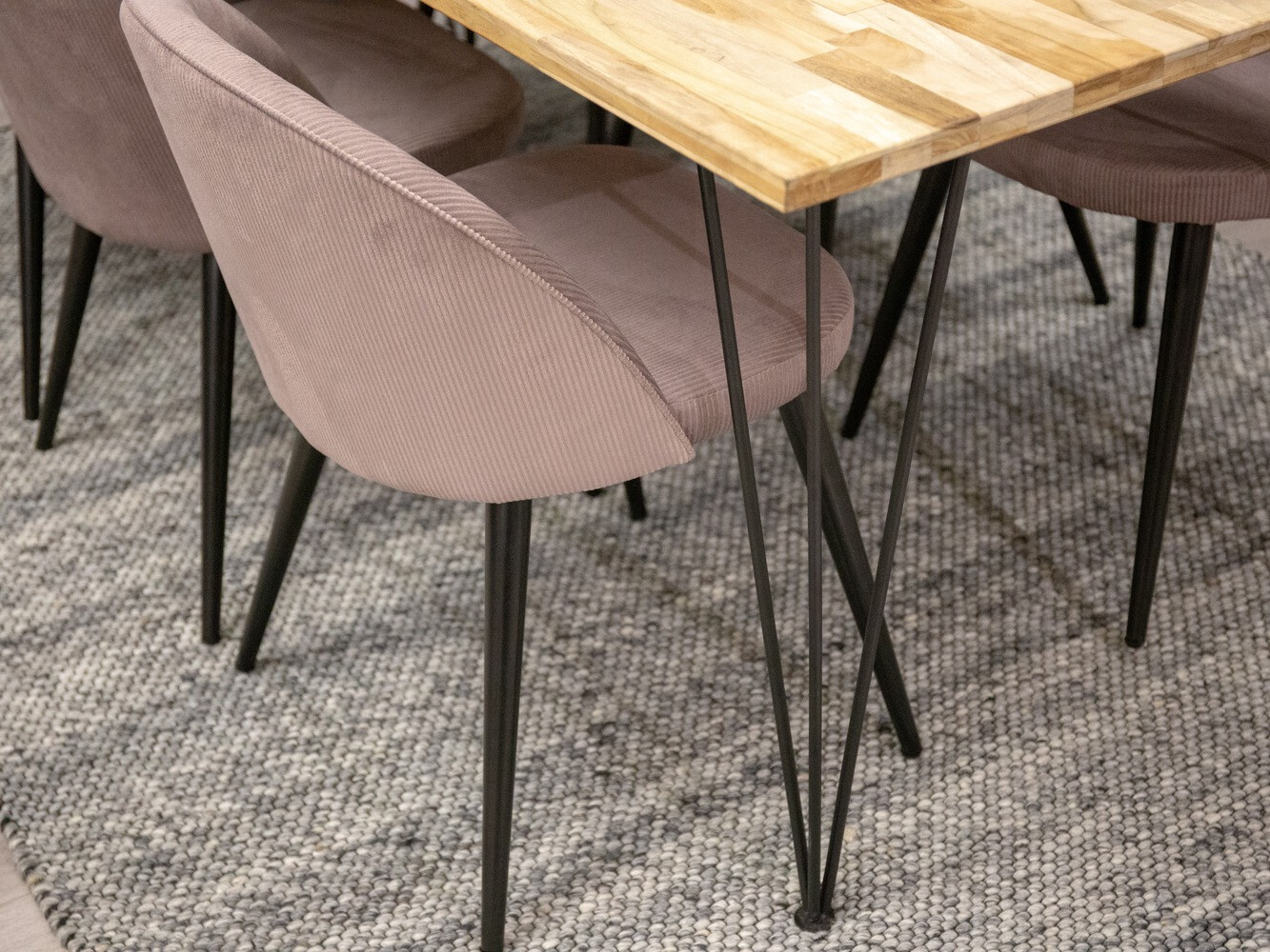 Conjunto para refeições Dallas 1487 (Rosé + Preto)