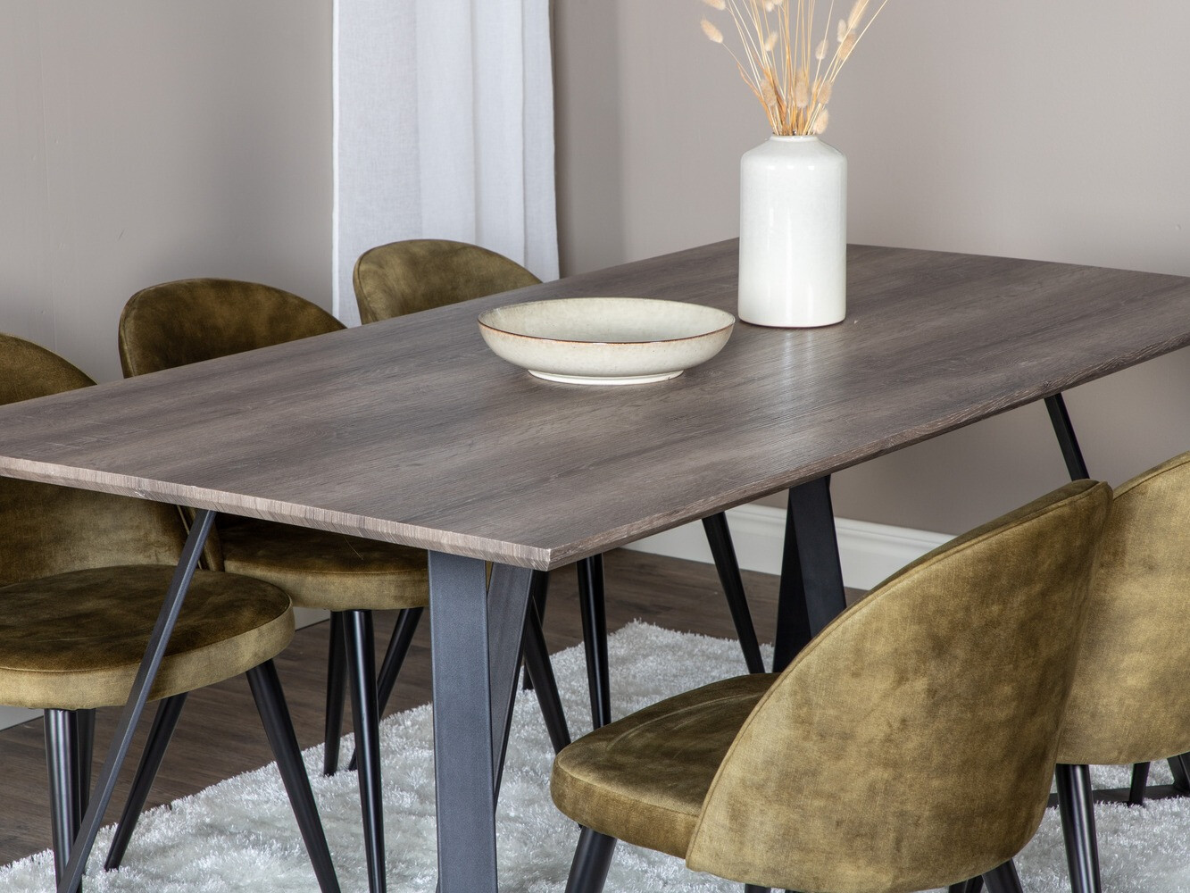 Conjunto para refeições Dallas 340 (Verde empoeirado + Preto)