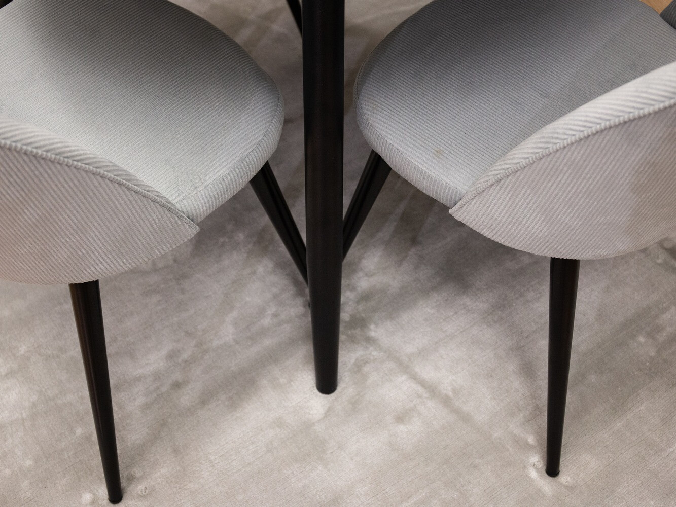 Conjunto para refeições Dallas 344 (Cinzento + Preto)