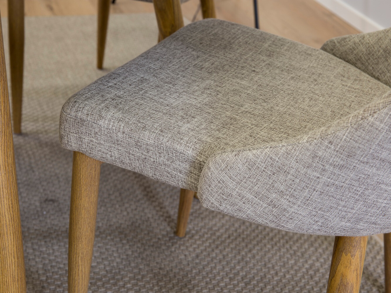 Conjunto para refeições Dallas 1923 (Carvalho + Cinzento claro)