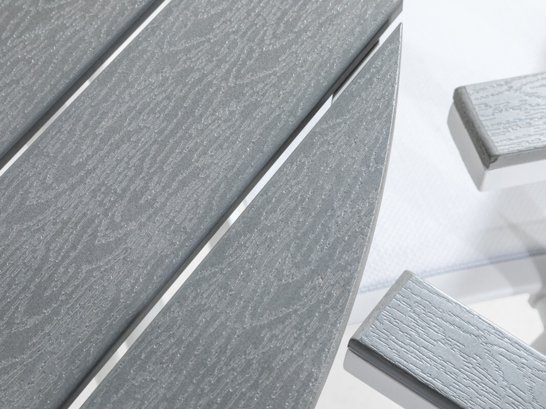 Conjunto de mesa e cadeiras Comfort Garden 352