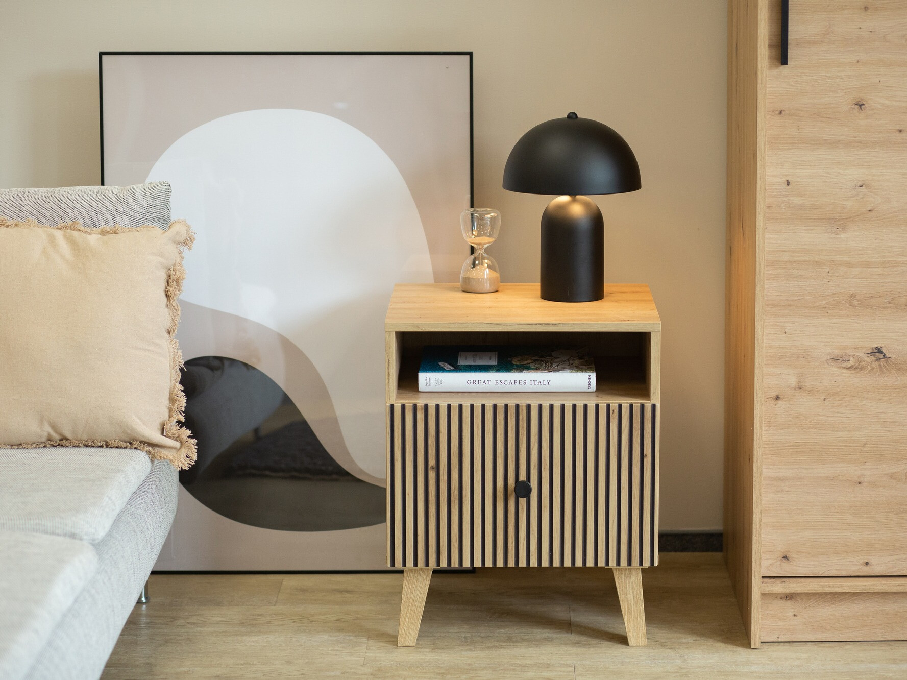 Mesa de cabeceira Beltivi 106