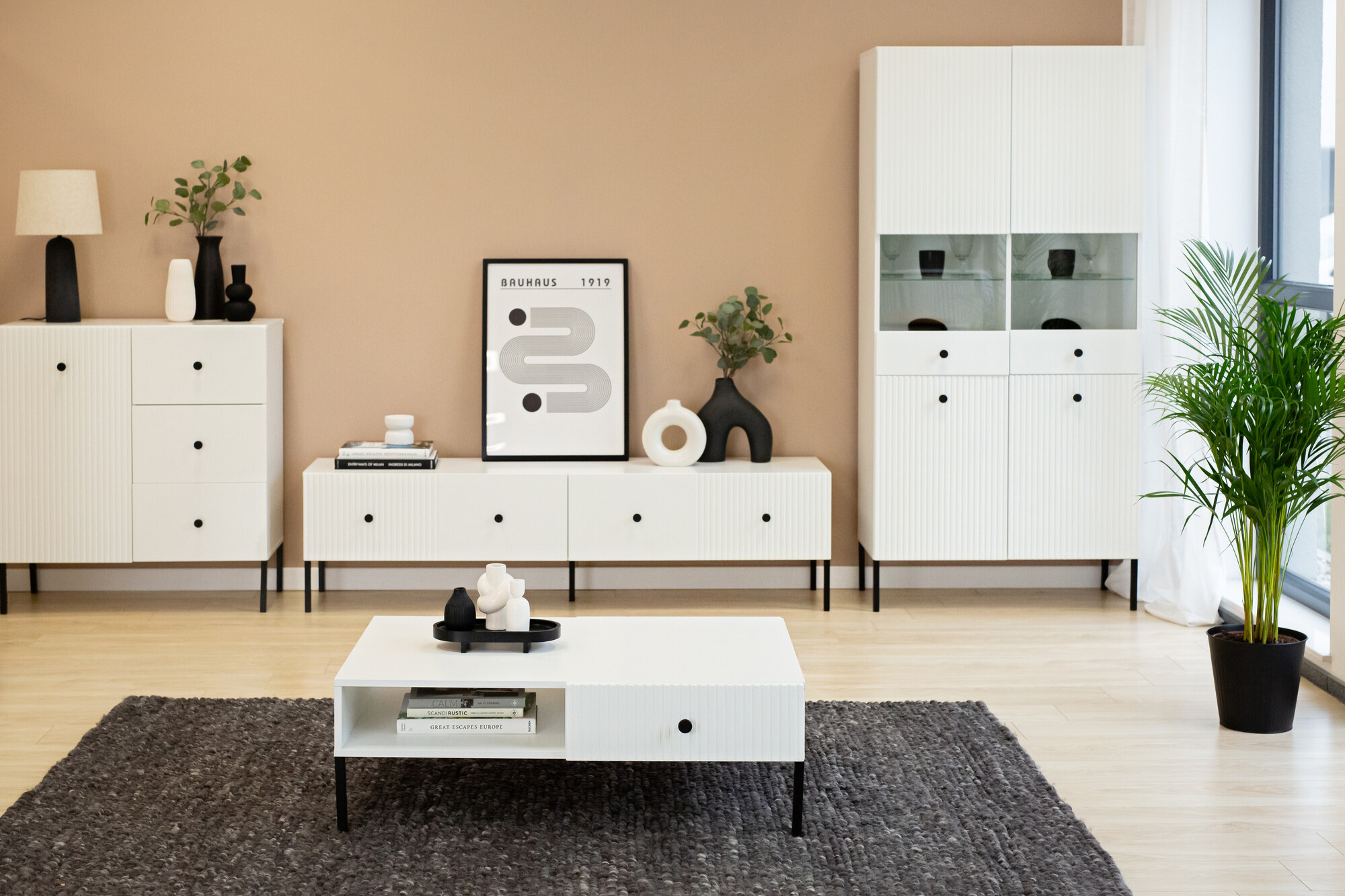 Mesa para revistas Etliva 103 (Branco + Preto)