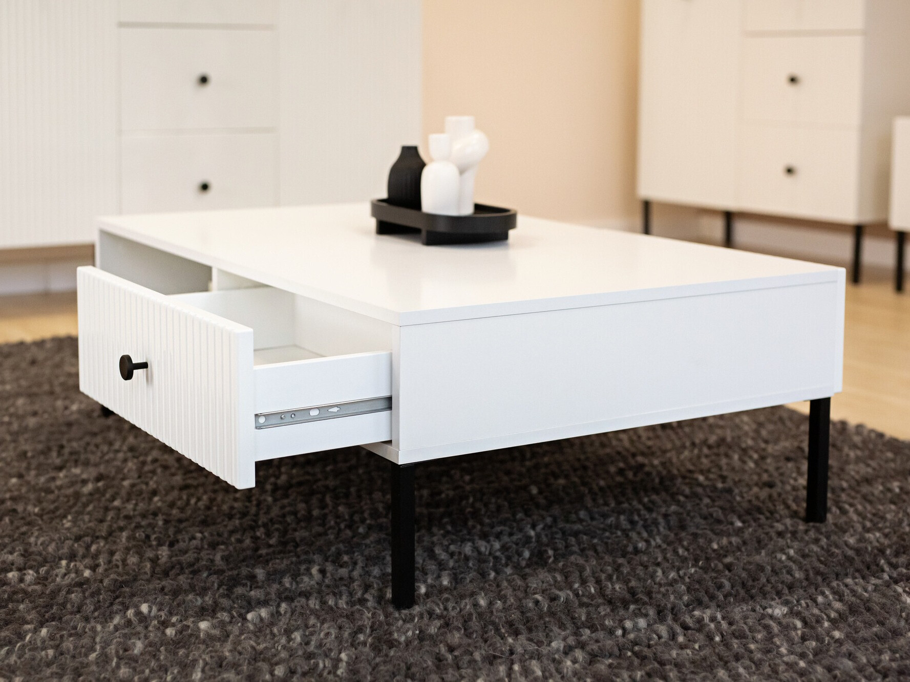 Mesa para revistas Etliva 103 (Branco + Preto)