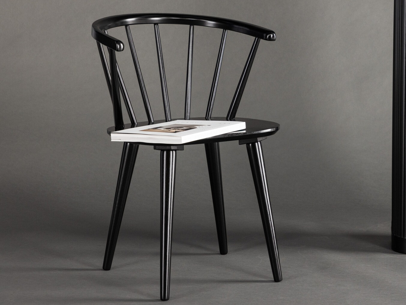 Cadeira Dallas 4197 (Preto)