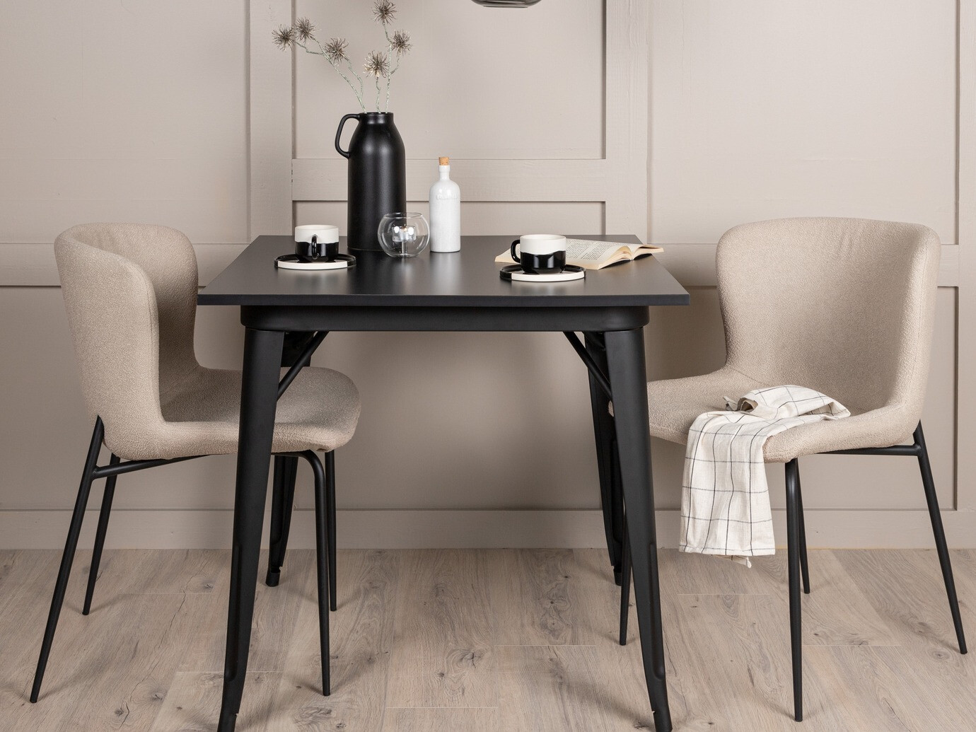 Conjunto para refeições Dallas 3362 (Bege + Preto)