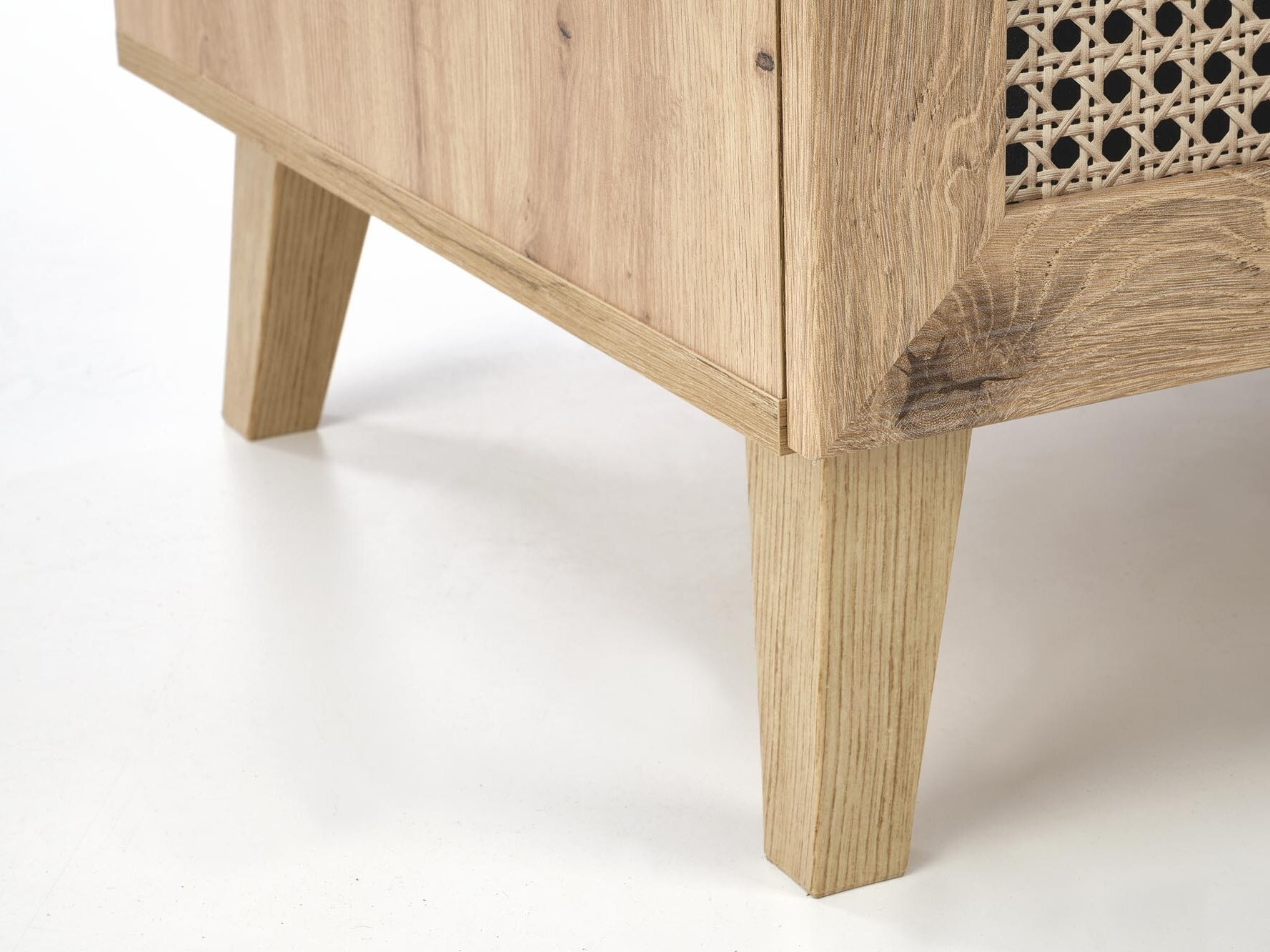 Roupeiro Bencamu 102