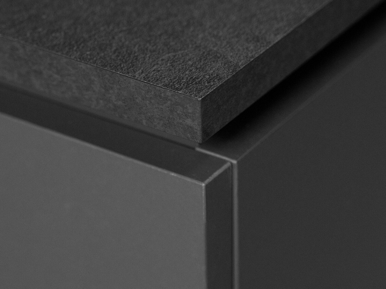 Mesa para revistas Findlay V103 (Antracite + Preto)