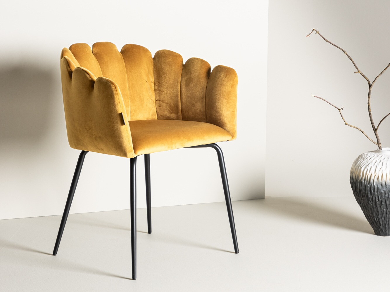 Cadeira Dallas 134 (Amarelo + Preto)