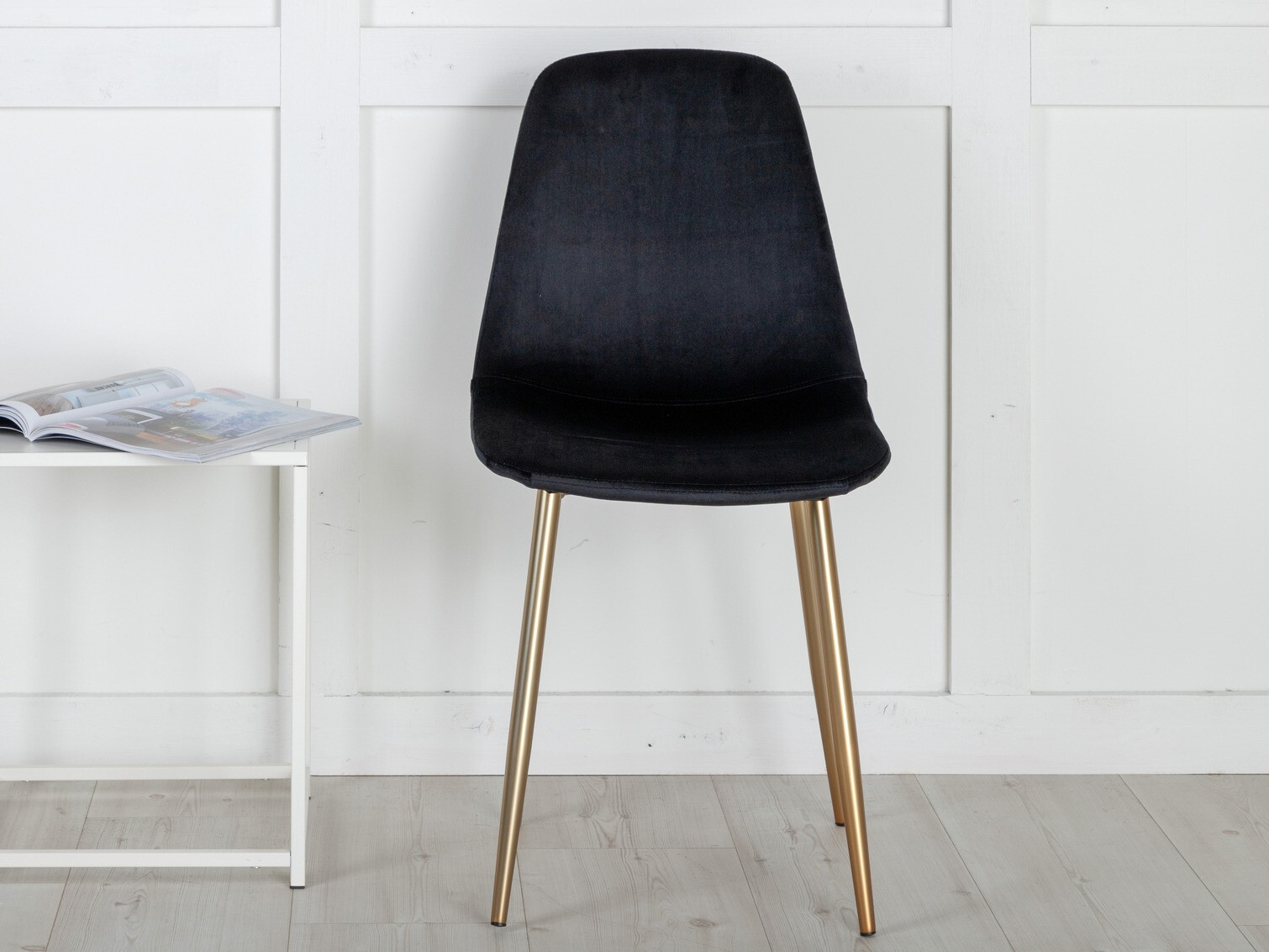 Cadeira Dallas 252 (Preto + Latão)