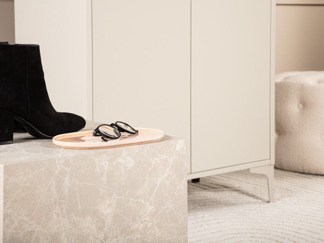 Roupeiro Romcamu 106