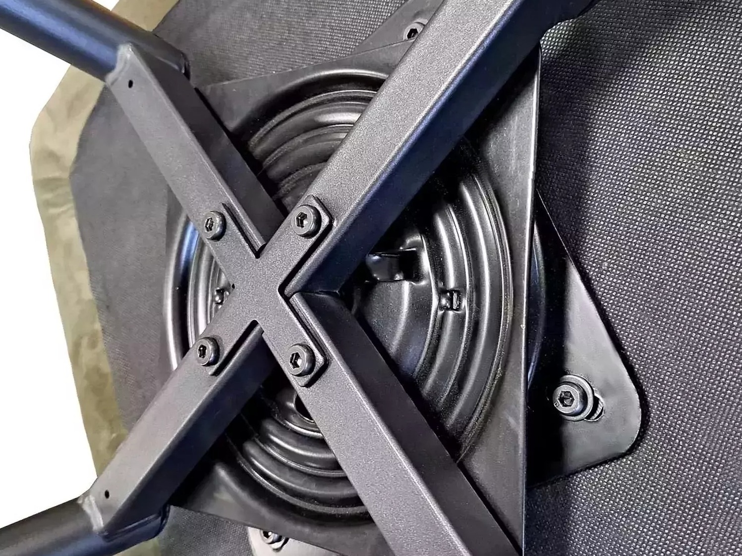 Cadeira Detroit 845 (Bege)