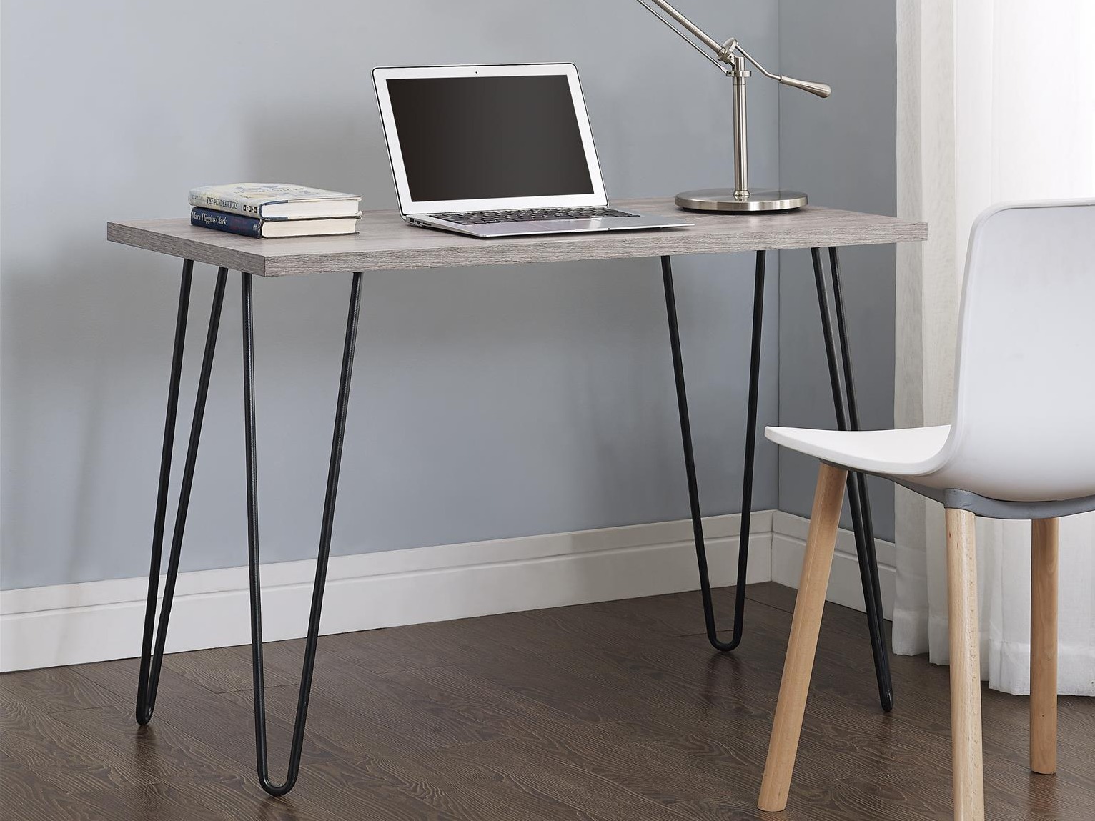 Mesa de escritório Nutive 102 (Carvalho claro + Preto)