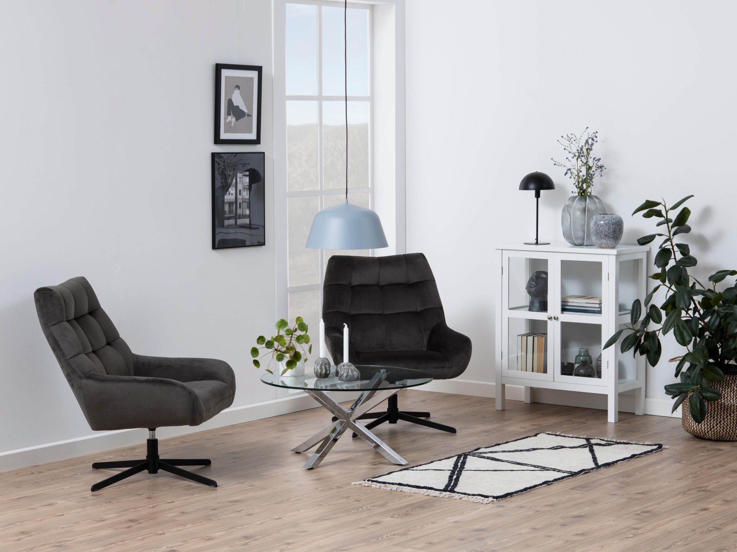 Poltrona Norsica 372 (Castanho escuro)