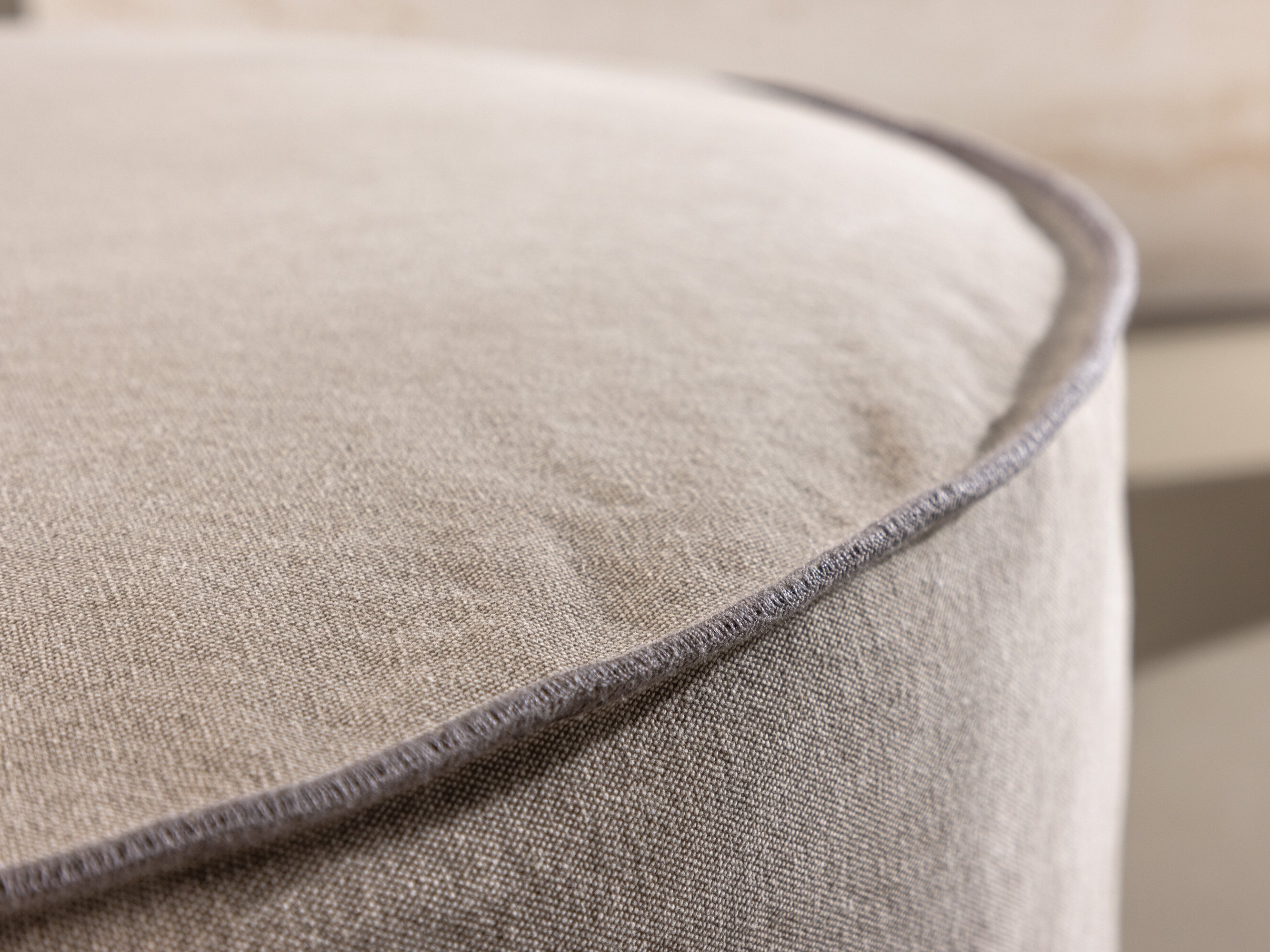 Banco estofado Dallas 5006 (Castanho claro)