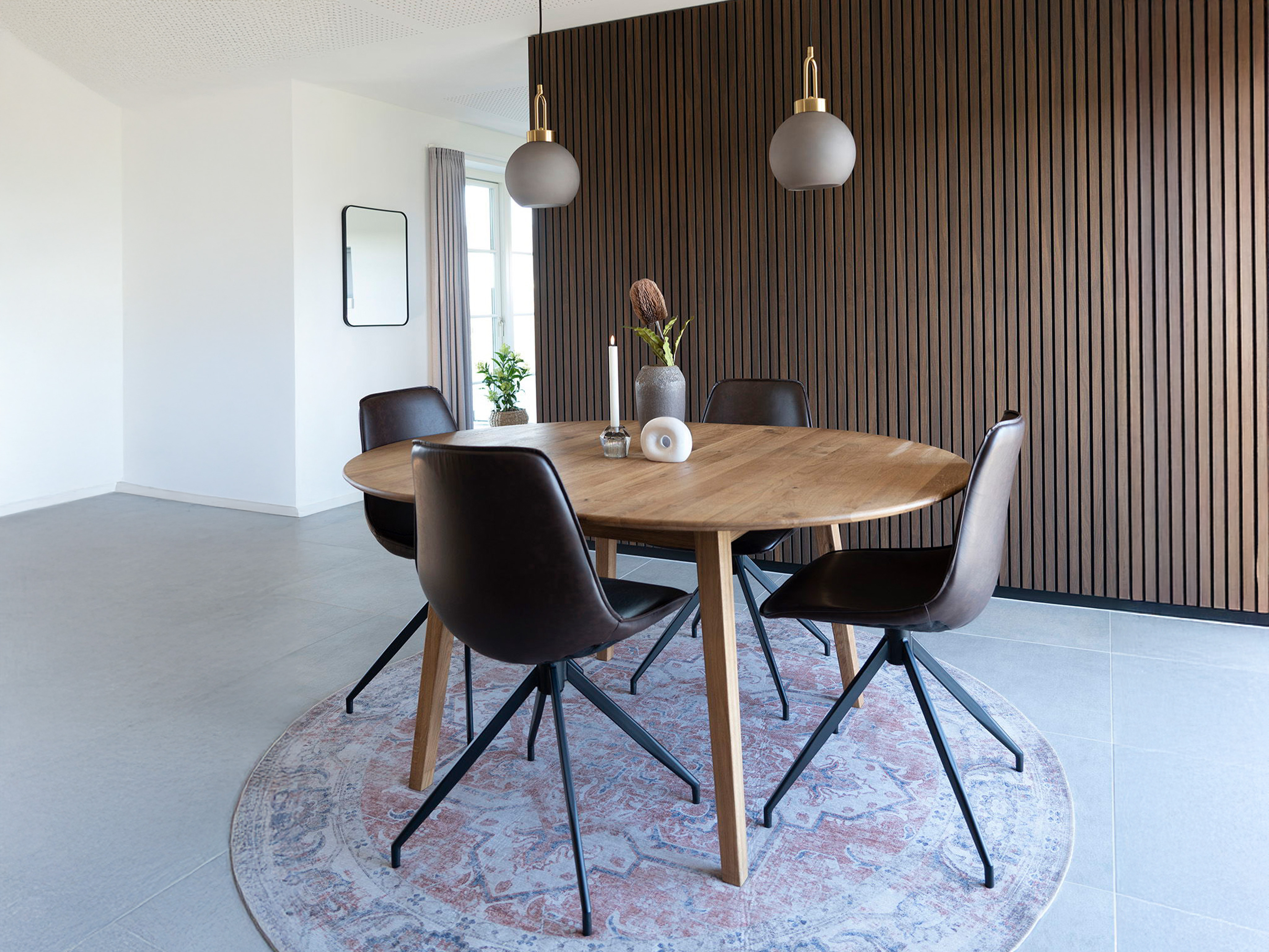 Mesa Brea 372 (Carvalho)
