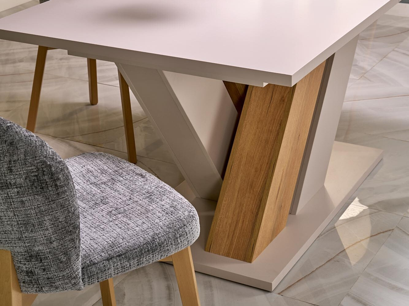 Mesa Houston 2091 (Carvalho + Caxemira)