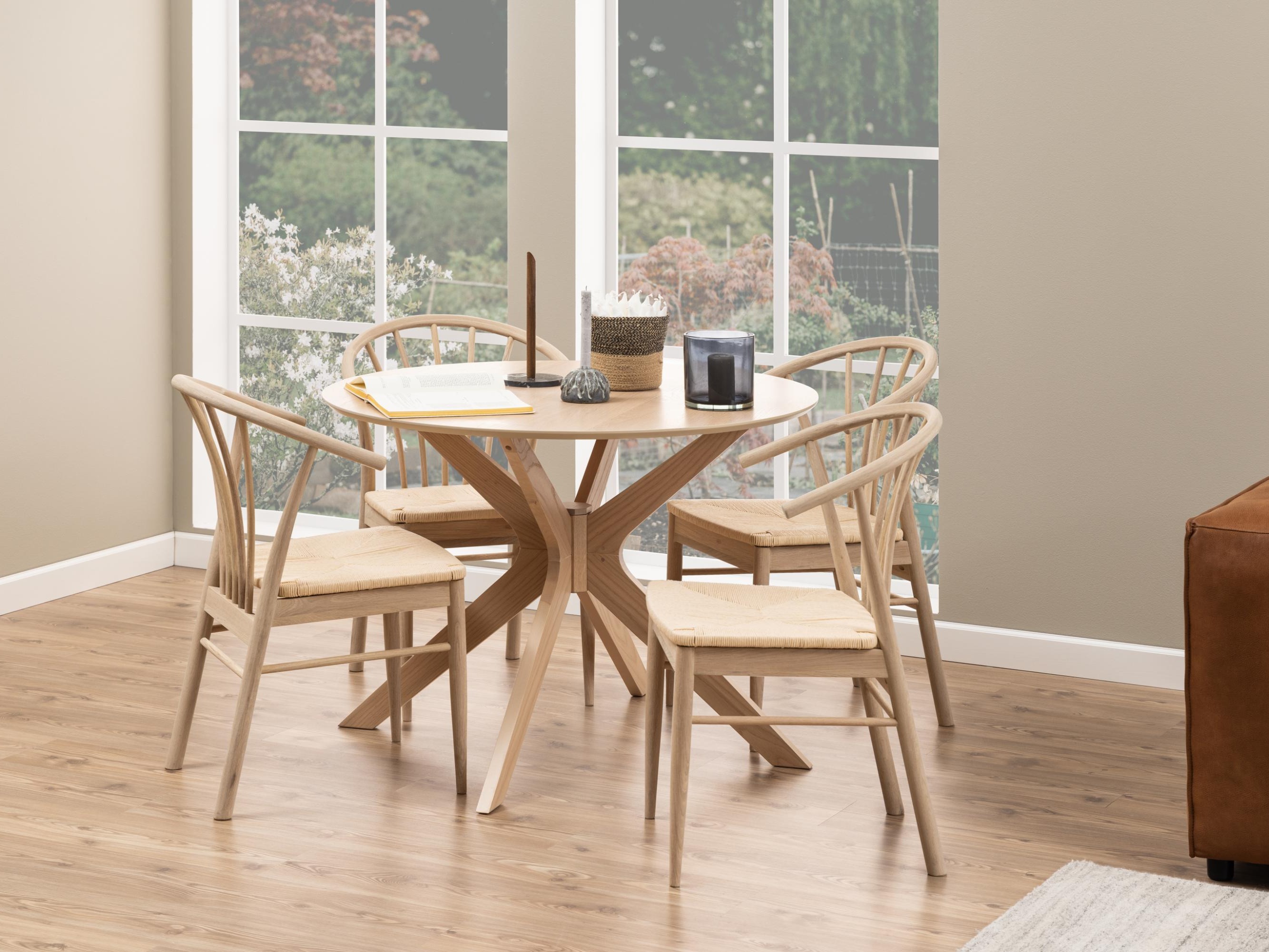 Cadeira Norsica 630 (Castanho claro)