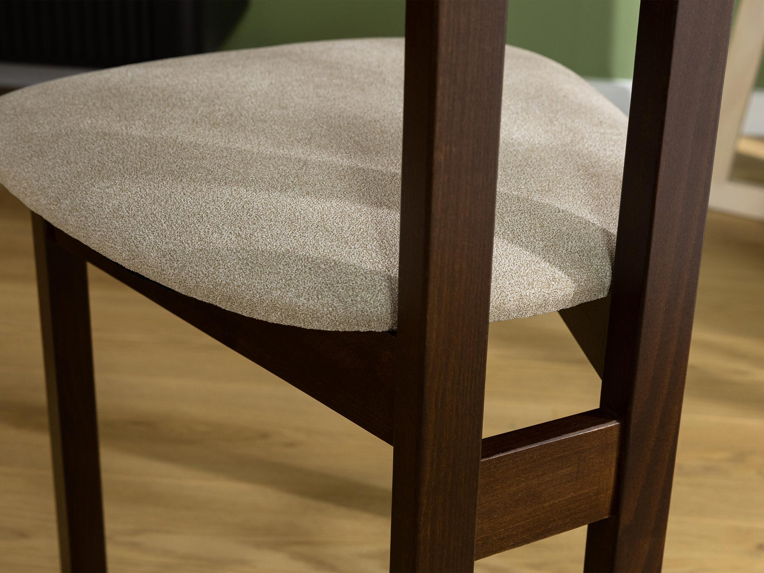 Cadeira Victorville 382 (Nogueira)