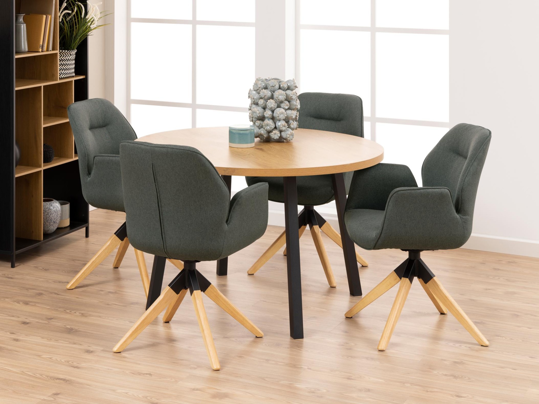 Cadeira Norsica 391 (Cinzento escuro + Madeira clara)