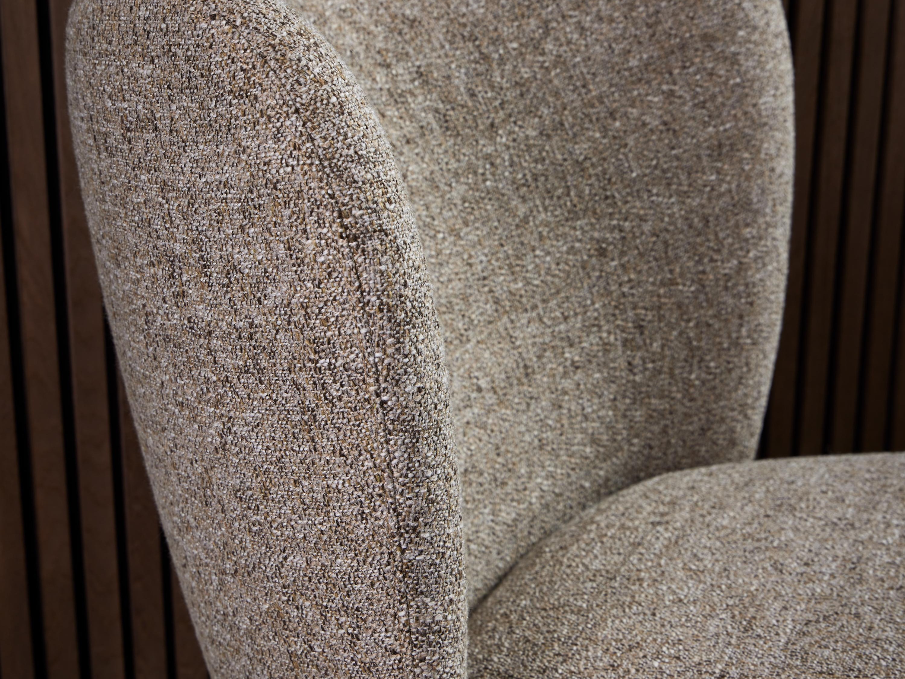 Poltrona Norsica 848 (Castanho claro)