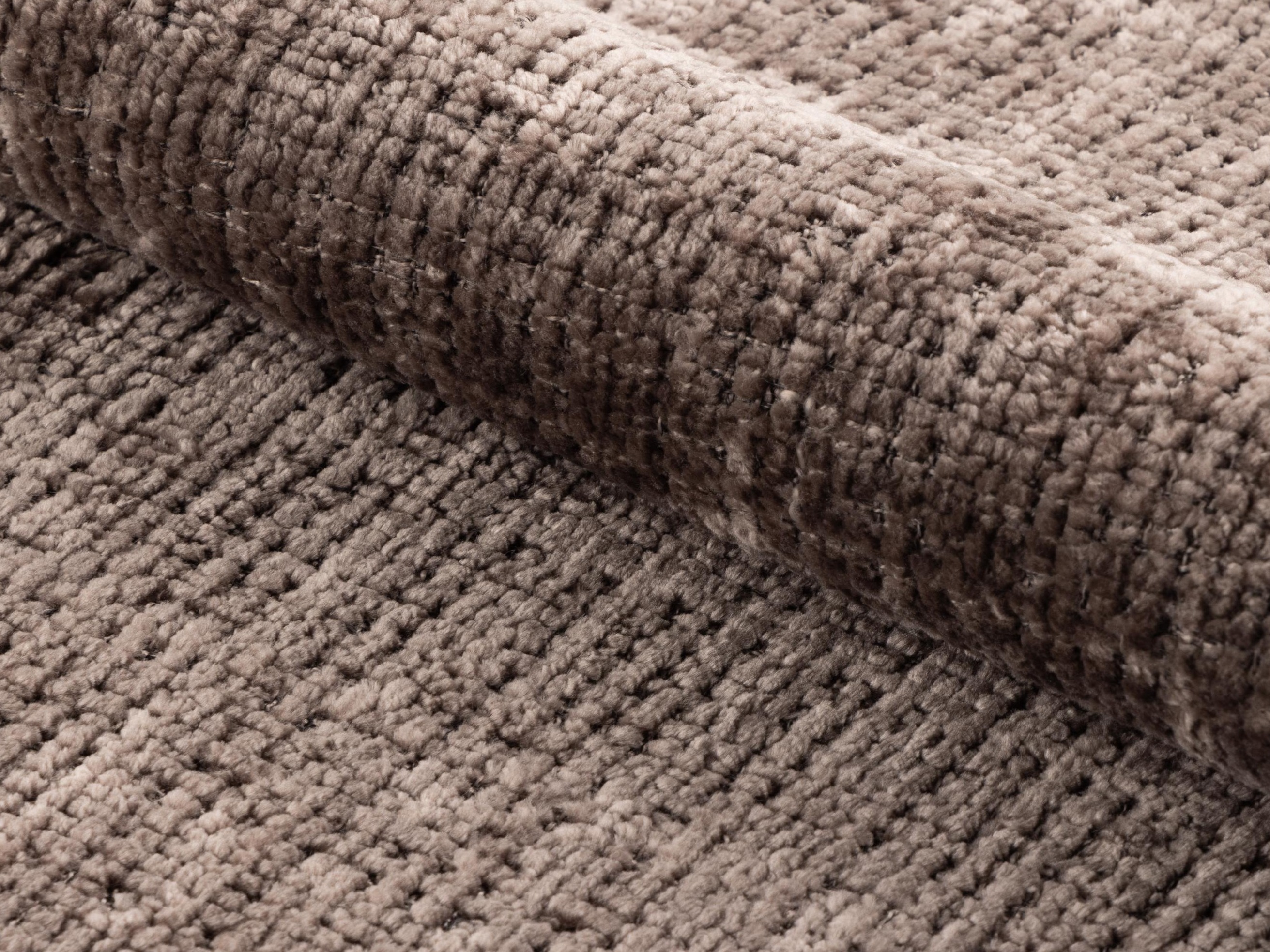 Poltrona Norsica 1064 (Castanho escuro + Carvalho)