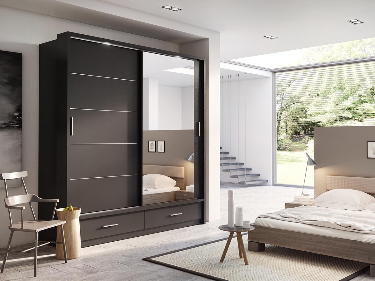 Roupeiro Fresno 104 (Preto)